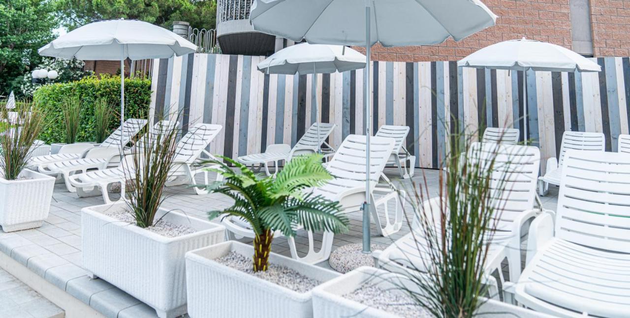 Arcobaleno Village Marina Di Bibbona Exterior photo