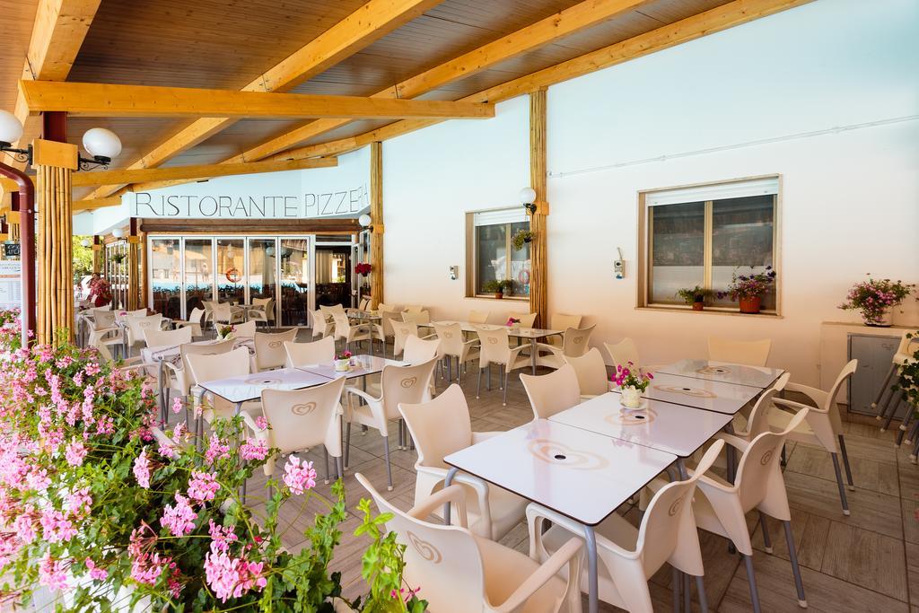 Arcobaleno Village Marina Di Bibbona Exterior photo